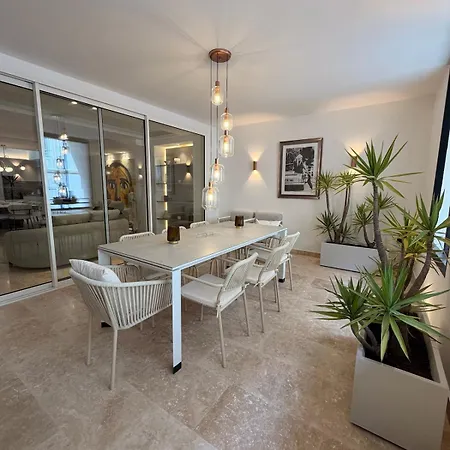 Apartment - Exceptional 4-bedroom *