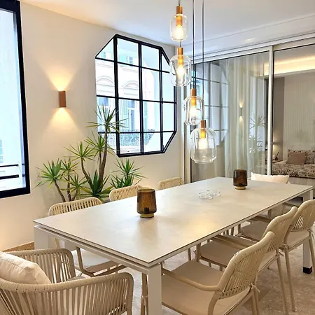- Exceptional 4-bedroom Cannes